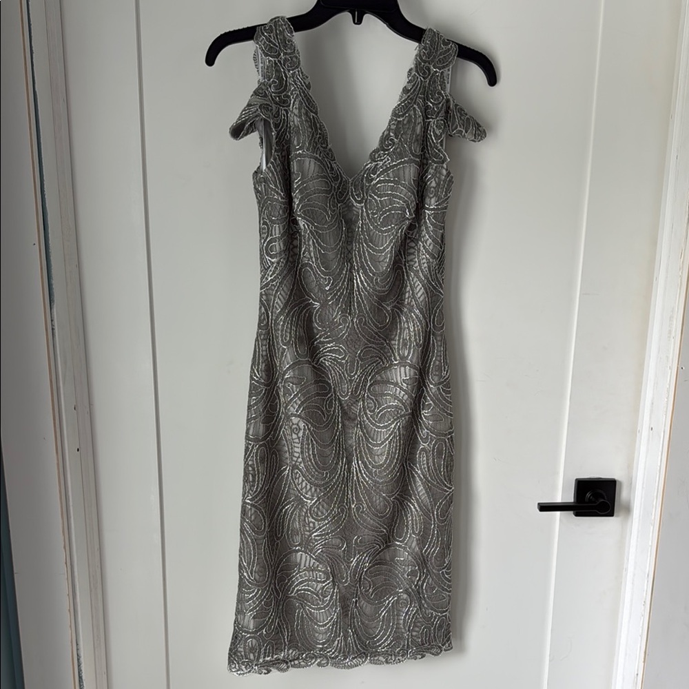 Silver Sleeveless V-Neck Sheath Midi Dress